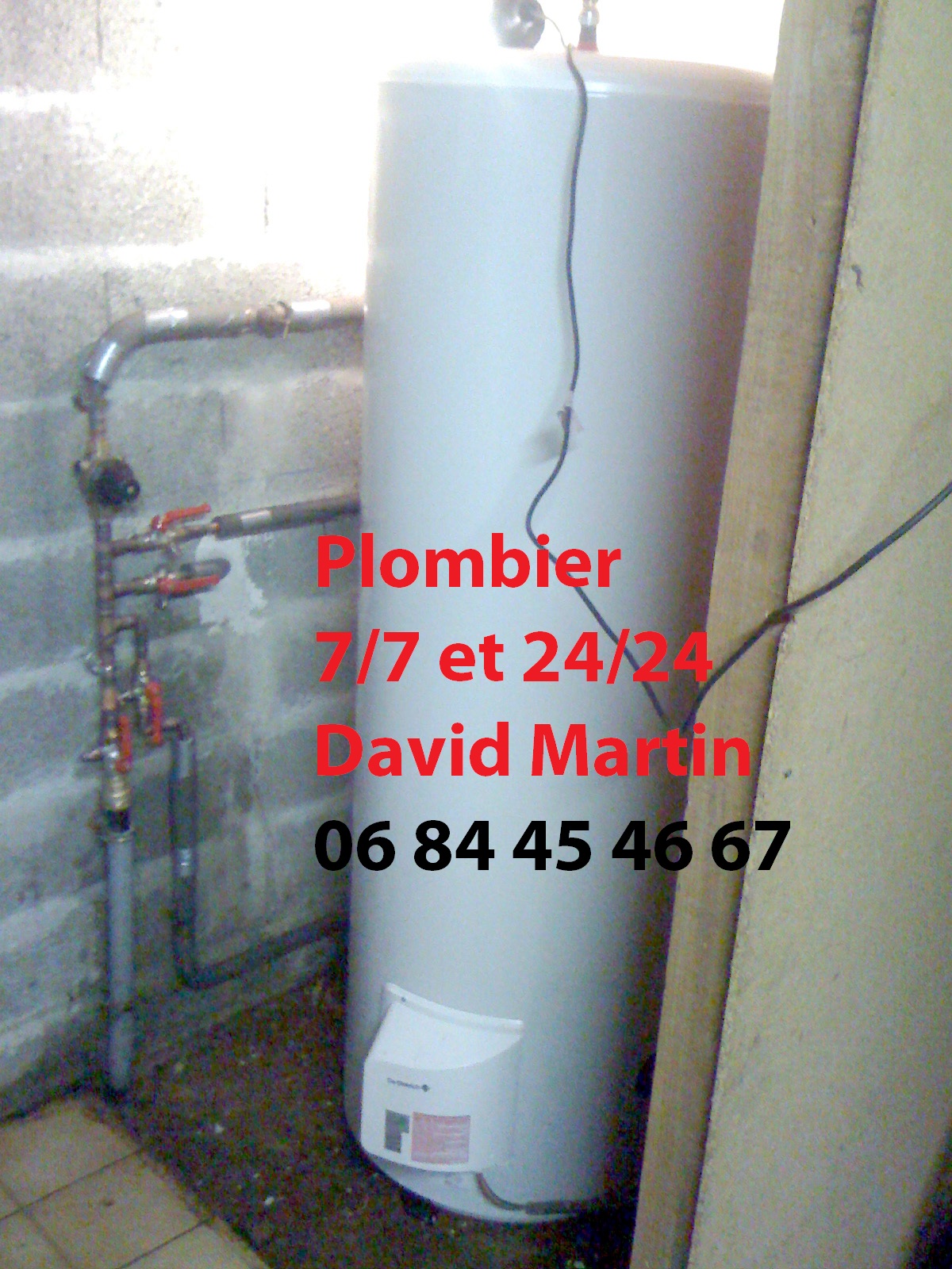 Chauffe-eau sur évier plomberie Charbonnières-les-Bains 06.84.45.46.67.jpg